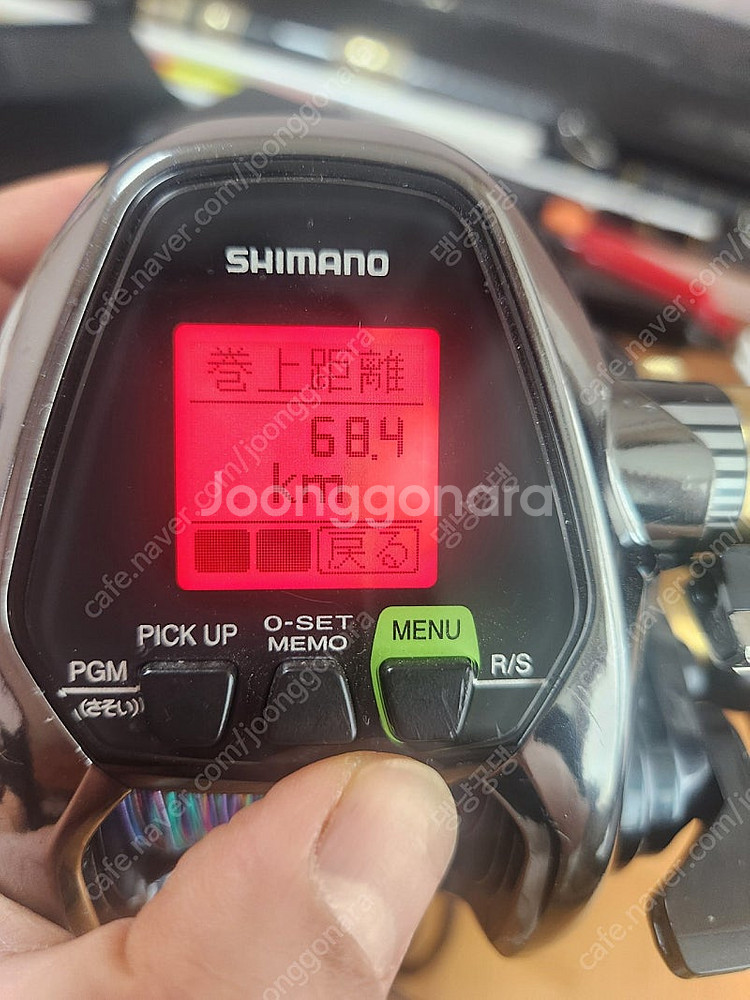 갈치 낚시 풀세트 판매합니다. 릴은 시마노 비스트마스터 3000XP이고, 로드는 다이와 딥존 EX 55 530입니다--8